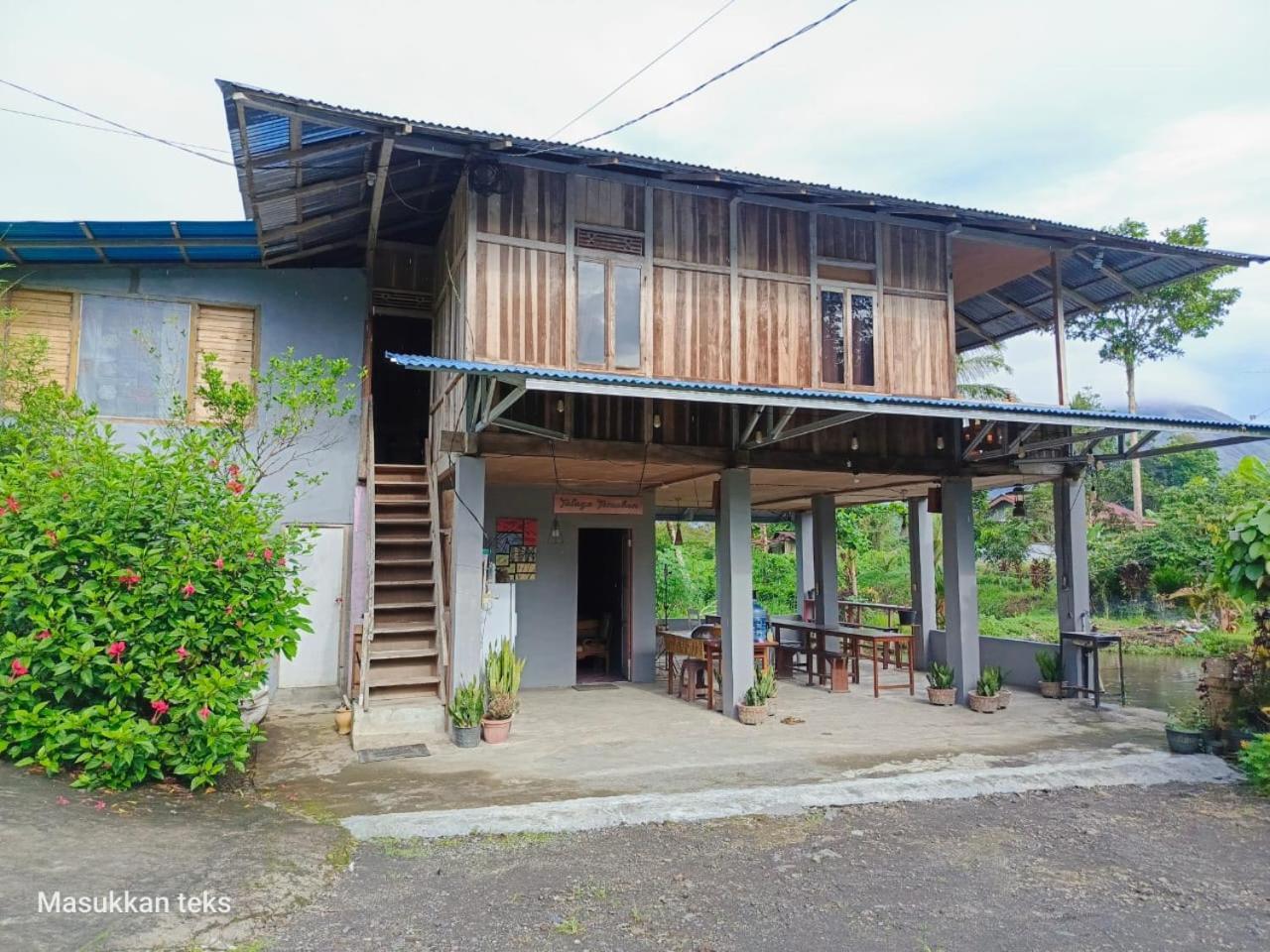 Talaga Tomohon Home Stay And Fishing Pond Exterior photo